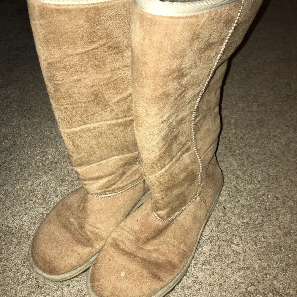 Sketchers boots